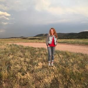 Meet your Posher, Kellie